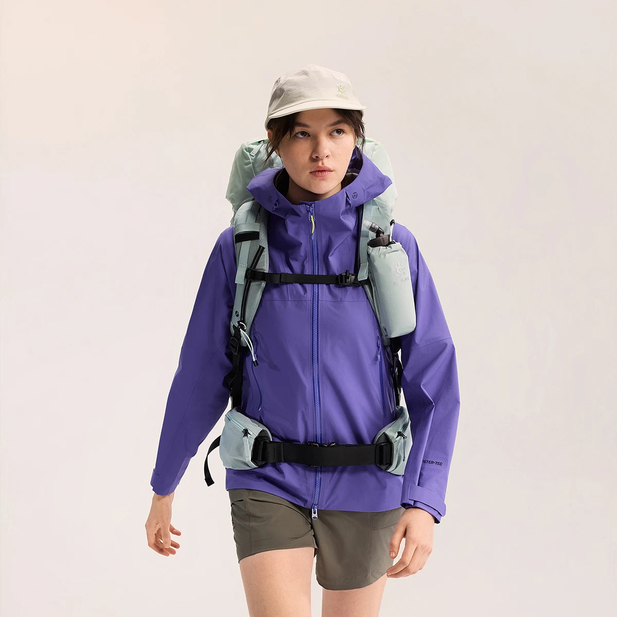 48+5L Lightweight Hiking Backpack
